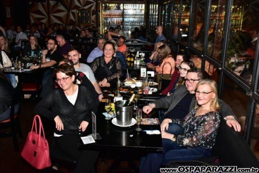 Vocês pediram ela voltou! Nany People está no palco do SantOnofre Boteco Bistrô