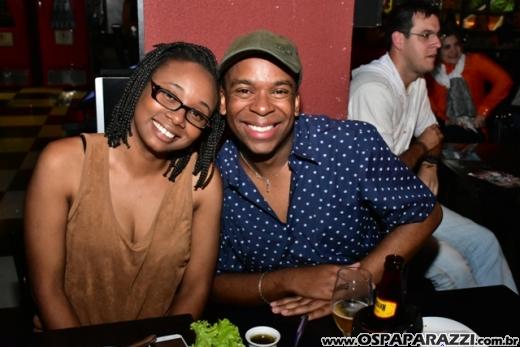 Vocês pediram ela voltou! Nany People está no palco do SantOnofre Boteco Bistrô