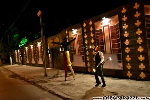 Macau Show Bar chega com tudo e já tem Festa Black e White para este sábado