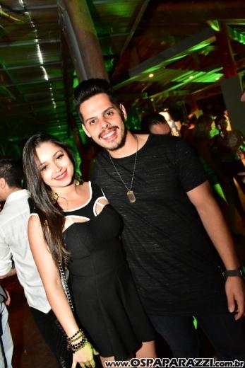 Macau Show Bar chega com tudo e já tem Festa Black e White para este sábado