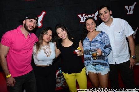 Caio Vila Nova comemora com musica os 04 anos de Boliche Yex Food and Fun