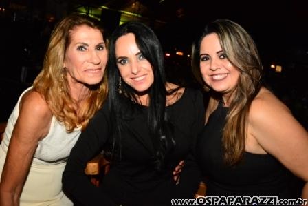 Os Donos do Sertanejo com o trio Os Marvados é só na Estância Nativa