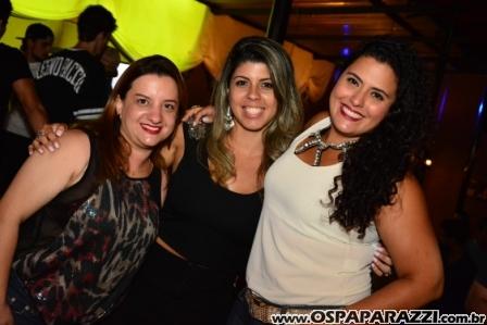 Os Donos do Sertanejo com o trio Os Marvados é só na Estância Nativa