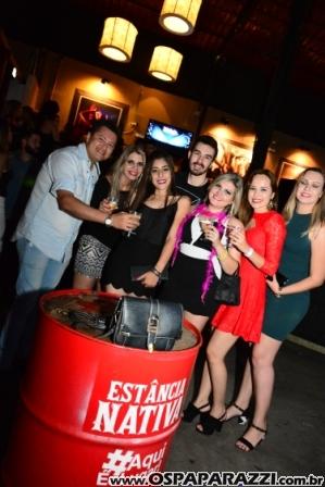 Os Donos do Sertanejo com o trio Os Marvados é só na Estância Nativa