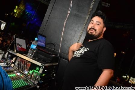 Os Donos do Sertanejo com o trio Os Marvados é só na Estância Nativa