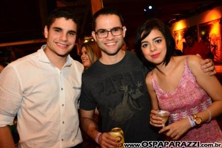 Os Donos do Sertanejo com o trio Os Marvados é só na Estância Nativa