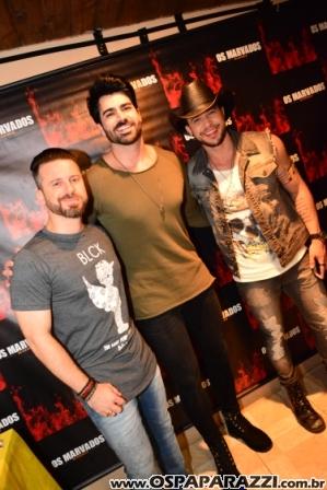 Os Donos do Sertanejo com o trio Os Marvados é só na Estância Nativa