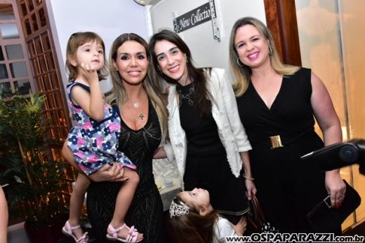 Kassia Lara recebe convidados especiais para o lançamento da coleção Verão 2017