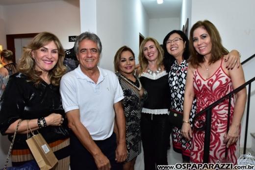 Kassia Lara recebe convidados especiais para o lançamento da coleção Verão 2017