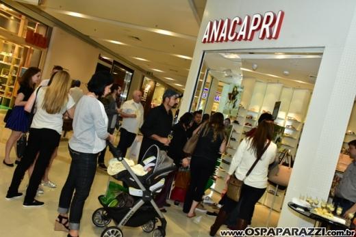 AnaCapri recebe clientes para o lançamento de nova Coleção Verão 2017