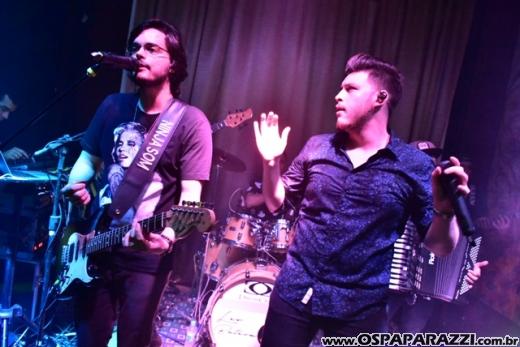 Pedro Henrique e Matheus são atração do Sertanejo Premium desta 5a.feira