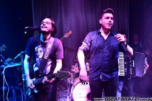 Pedro Henrique e Matheus são atração do Sertanejo Premium desta 5a.feira