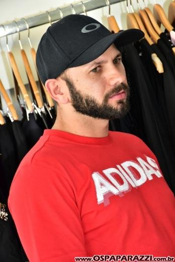 Suellen Natalie inaugura Lindaap Boutique com looks da coleção 2017