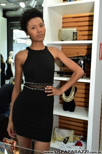 Suellen Natalie inaugura Lindaap Boutique com looks da coleção 2017