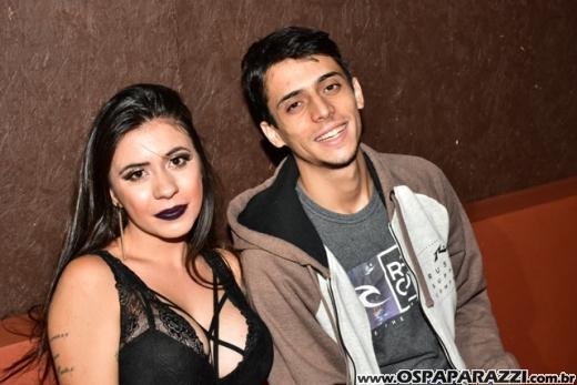 Macau Show Bar recebe o cantor sertanejo - Loubet - Veja as fotos