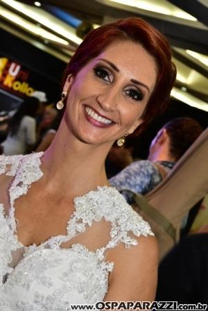 Celso Ricardo e Dennis Silva trazem Joyce Mendes para a 15a. Tok Dez Noivas