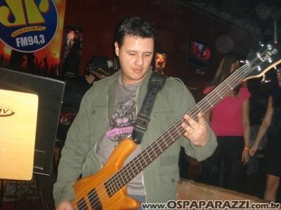 Vô ou Num Vô / Revolution Café - 24/08/2007 / Jacareí - SP