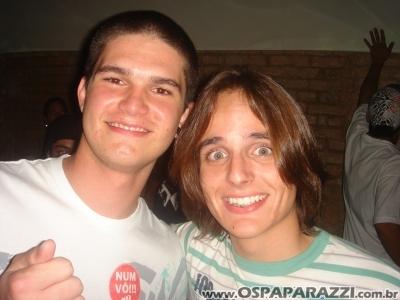 Vô ou Num Vô / Revolution Café - 24/08/2007 / Jacareí - SP