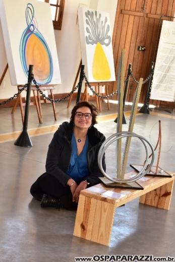 Guararema recebe a exposição O Ciclo da Espera de Verônica Barreto