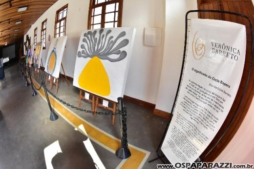 Guararema recebe a exposição O Ciclo da Espera de Verônica Barreto