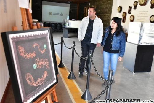 Guararema recebe a exposição O Ciclo da Espera de Verônica Barreto