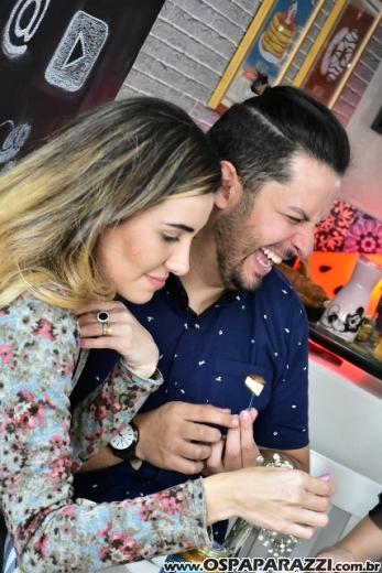 Reh Araujo faz rolar o melhor encontro ao estilo Preciso Ter Make todos os Dias