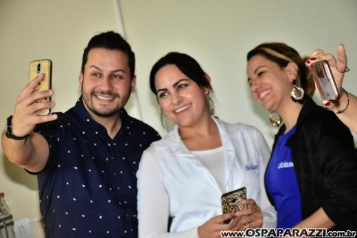 Reh Araujo faz rolar o melhor encontro ao estilo Preciso Ter Make todos os Dias