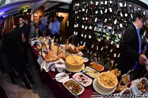 Amicci dal Vino al Caffe recebe 1a. Feira de Vinhos com importadores e produtores de grandes marcas