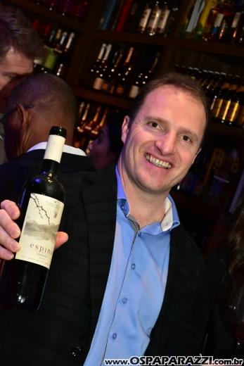 Amicci dal Vino al Caffe recebe 1a. Feira de Vinhos com importadores e produtores de grandes marcas