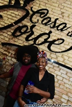 Bruno e Luana Santos comemoram o sucesso de Casa de Jorge - Um novo conceito de SAMBA!
