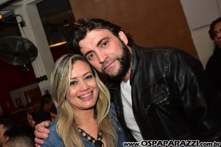 Bruno e Luana Santos comemoram o sucesso de Casa de Jorge - Um novo conceito de SAMBA!