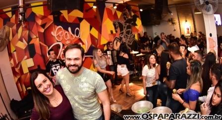 Bruno e Luana Santos comemoram o sucesso de Casa de Jorge - Um novo conceito de SAMBA!