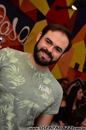 Bruno e Luana Santos comemoram o sucesso de Casa de Jorge - Um novo conceito de SAMBA!