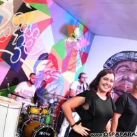 Casa de Jorge comemora aniversário ao som da sambista Leci Brandão