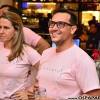 Carmem Alvim confraterniza com parceiros jogando no Yex Boliche