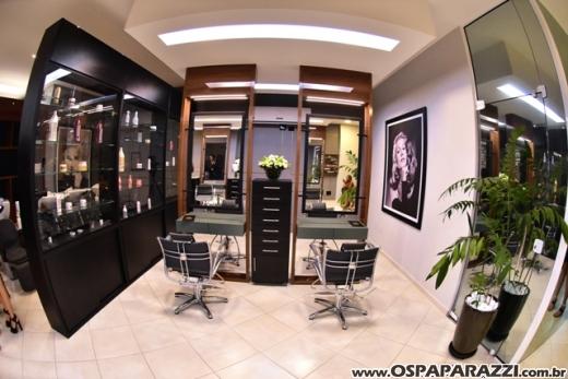 Jaime Alves inaugura novo espaço Hair Brazil no Vila Ema