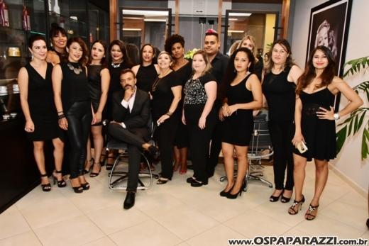 Jaime Alves inaugura novo espaço Hair Brazil no Vila Ema