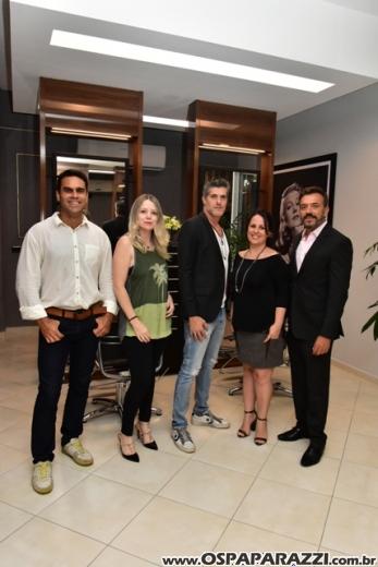 Jaime Alves inaugura novo espaço Hair Brazil no Vila Ema
