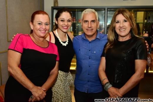Jaime Alves inaugura novo espaço Hair Brazil no Vila Ema