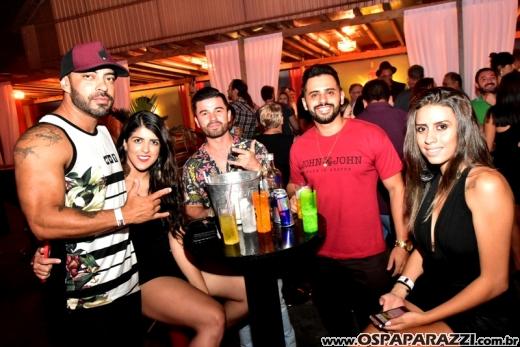 Coco Mambo - Caribbean House reinaugura na Vila Nair com presença de Latino