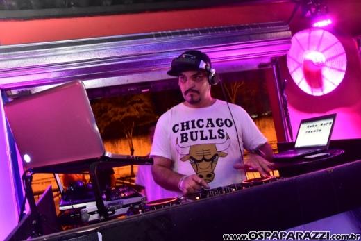 Coco Mambo - Caribbean House reinaugura na Vila Nair com presença de Latino