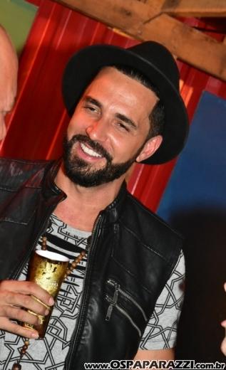 Coco Mambo - Caribbean House reinaugura na Vila Nair com presença de Latino