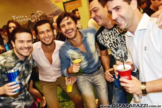 Villa da Copa 2018 faz pré lançamento no Colinas Shopping