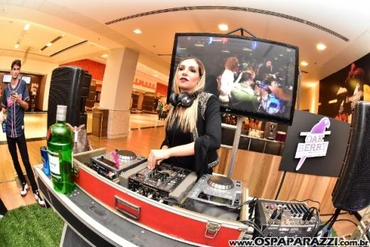 Villa da Copa 2018 faz pré lançamento no Colinas Shopping