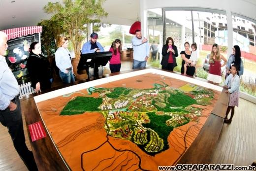 Terra Simão Construtora convida para um Brunch no Floradas