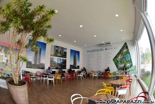 Terra Simão Construtora convida para um Brunch no Floradas
