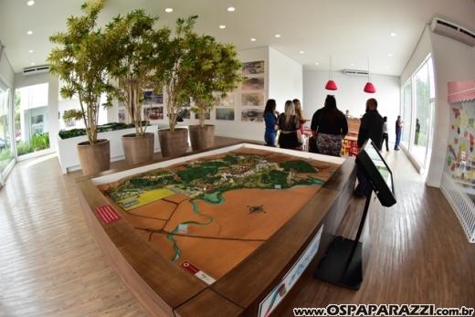 Terra Simão Construtora convida para um Brunch no Floradas