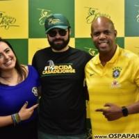Com lotação máxima, festa da copa da Casa de Jorge é sucesso na estreia do Brasil na Copa