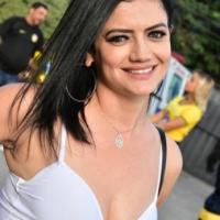 Com lotação máxima, festa da copa da Casa de Jorge é sucesso na estreia do Brasil na Copa