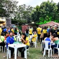 Com lotação máxima, festa da copa da Casa de Jorge é sucesso na estreia do Brasil na Copa